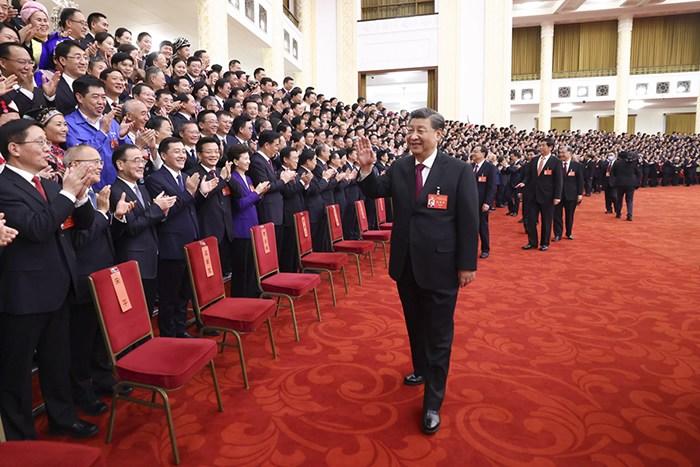 习近平等领导同志亲切会见出席党的二十大代表、特邀代表和列席人员